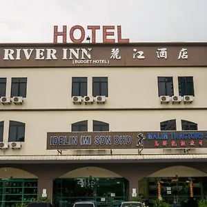 Hotel Oyo 301 River